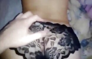 Uma adolescente gira faz um broche ao namorado que ele nunca um vídeo pornô esquecerá.